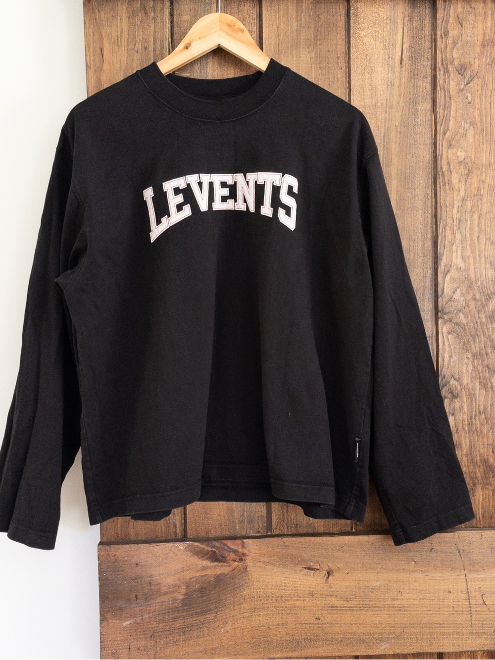 Levents Black Patch Spell Out Long Sleeve Tee Size Large Unisex Streetwear Skate